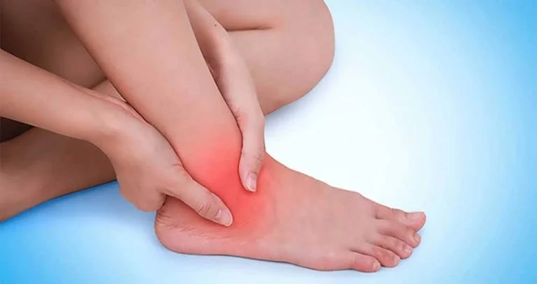 چگونه درد مچ پا را تسکین دهیم؟