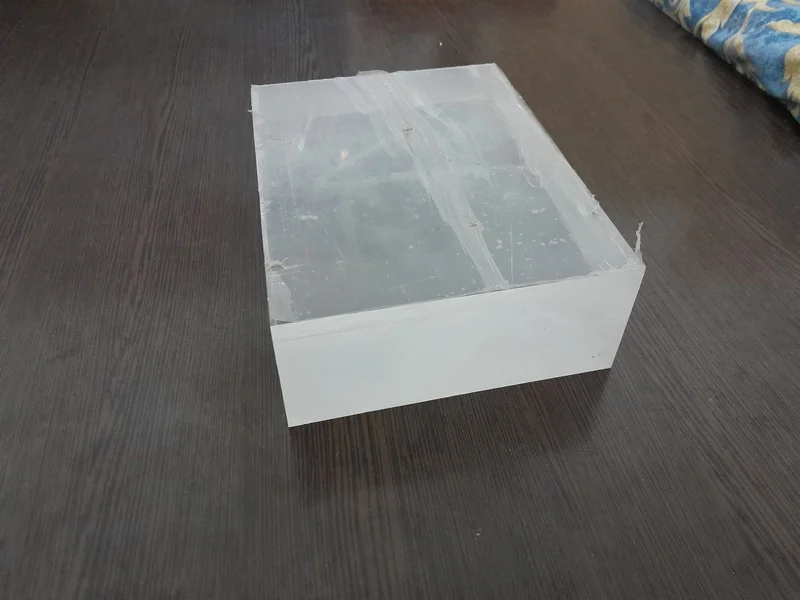 طلق شیشه ای
